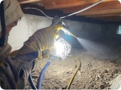 土壌専用薬剤の散布